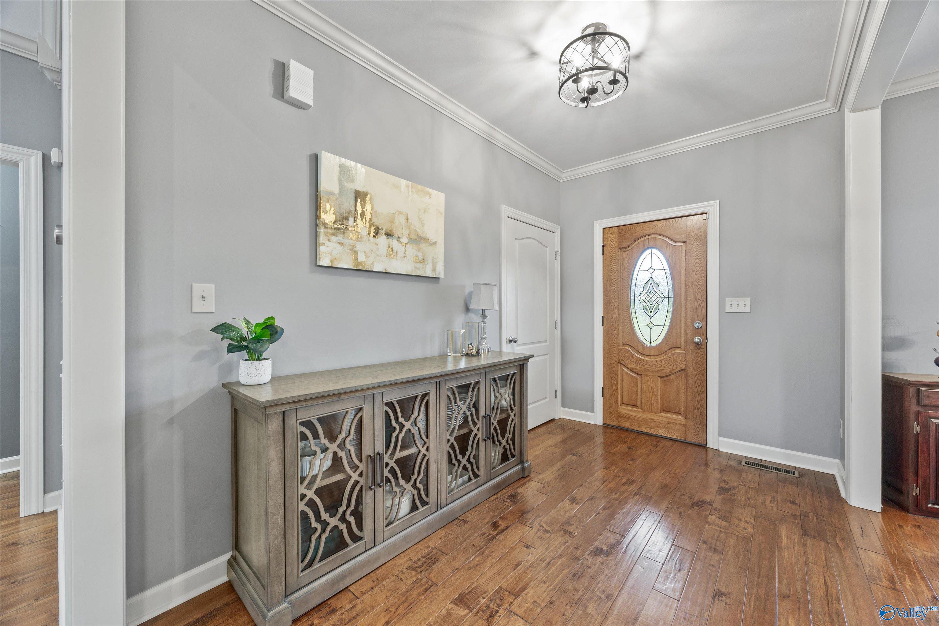1194 Old Gurley Pike, New Hope, Alabama image 5