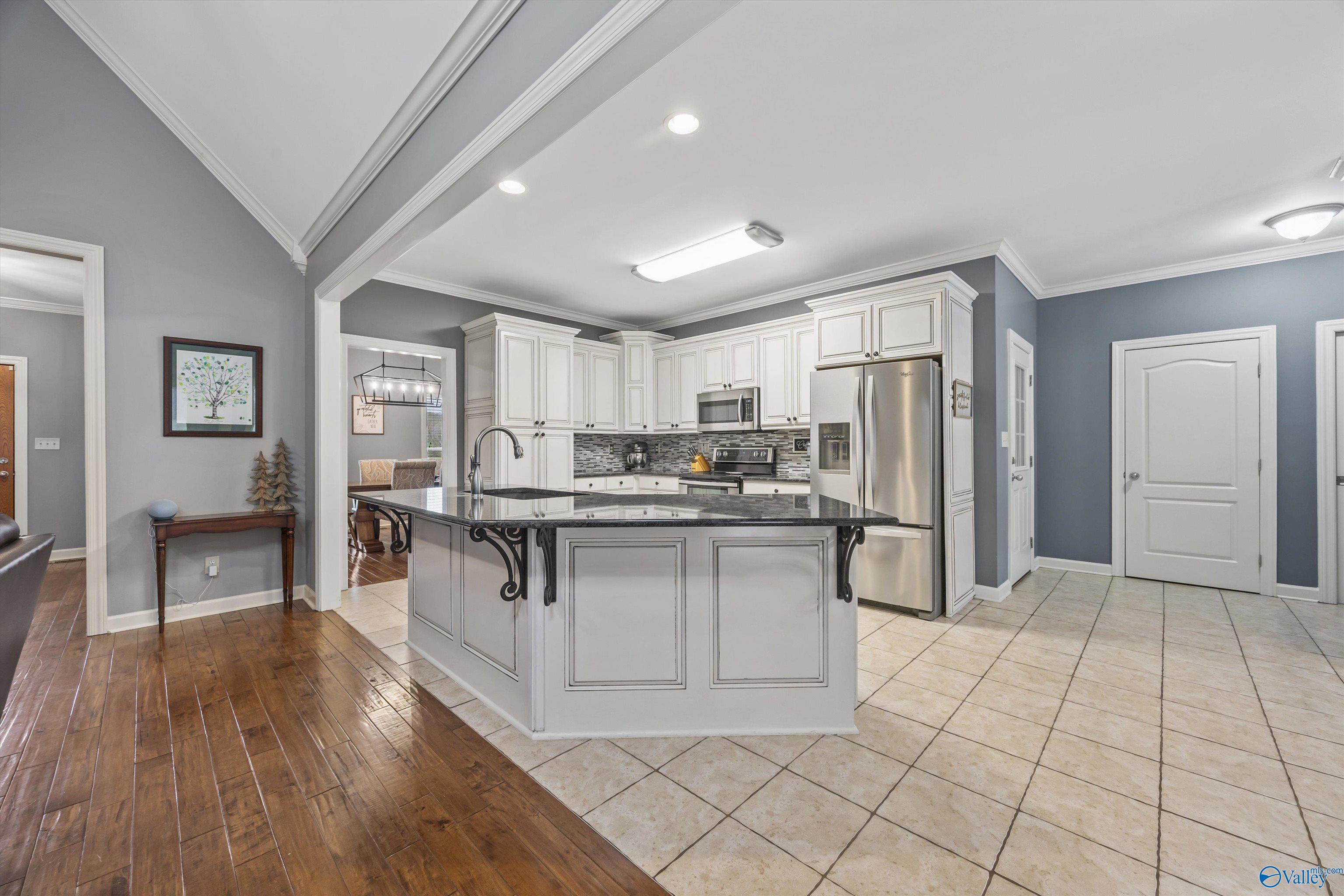 1194 Old Gurley Pike, New Hope, Alabama image 17