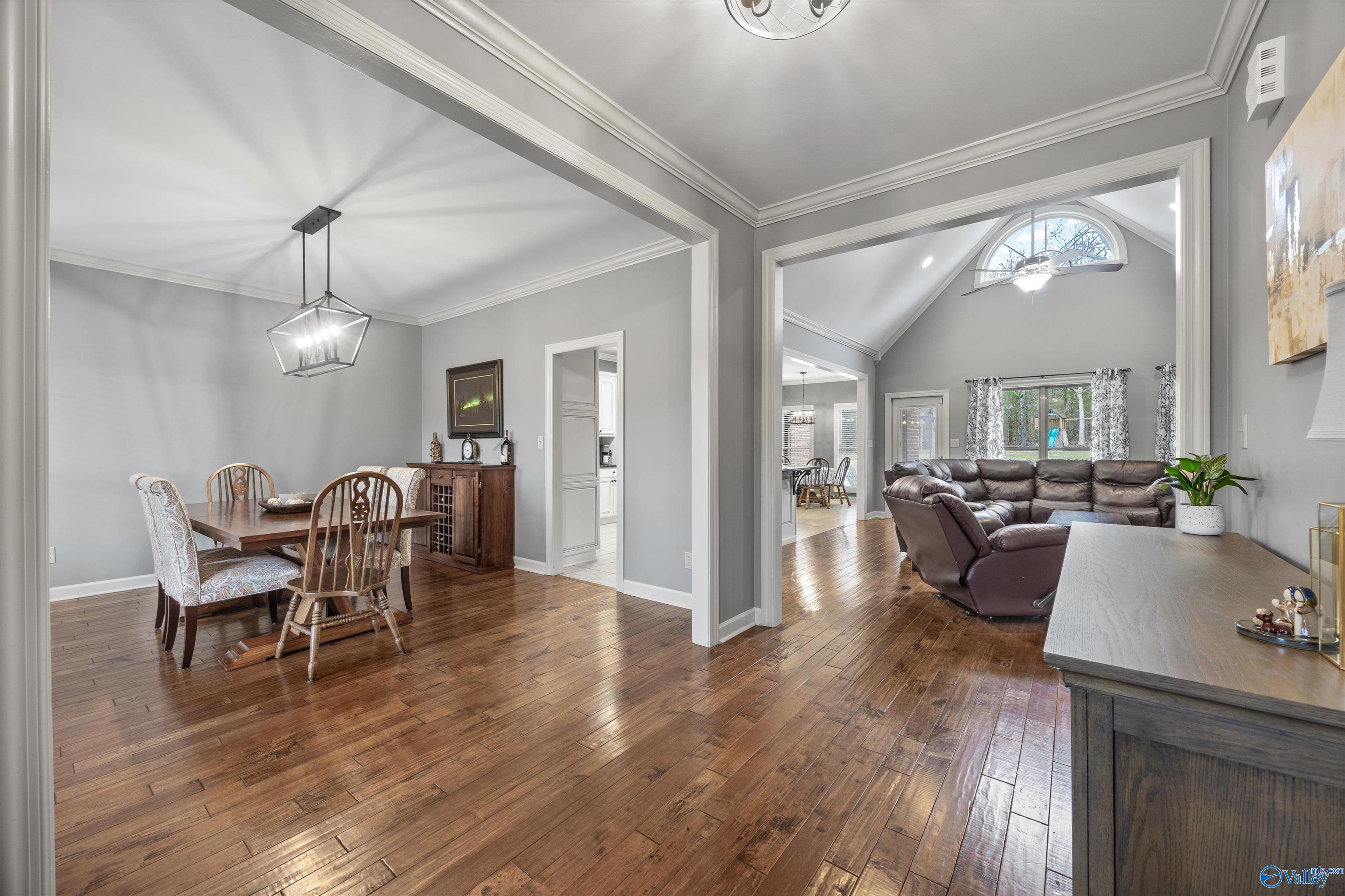 1194 Old Gurley Pike, New Hope, Alabama image 9