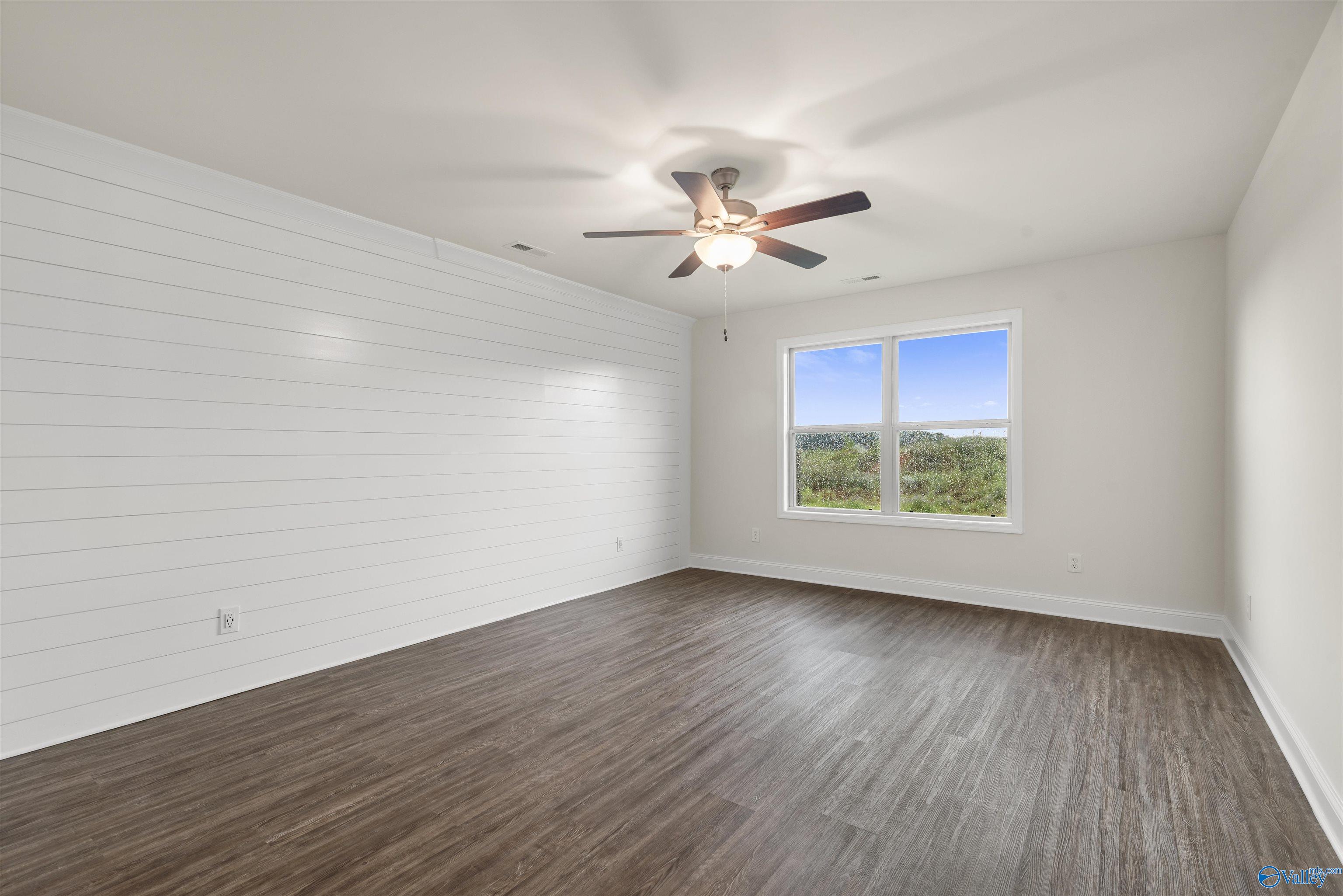 228 Cherry Laurel Drive, Hazel Green, Alabama image 13