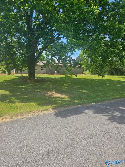 Homes For Sale - 80 Wagnon Ferry Road<br/> Gadsden, AL 35901