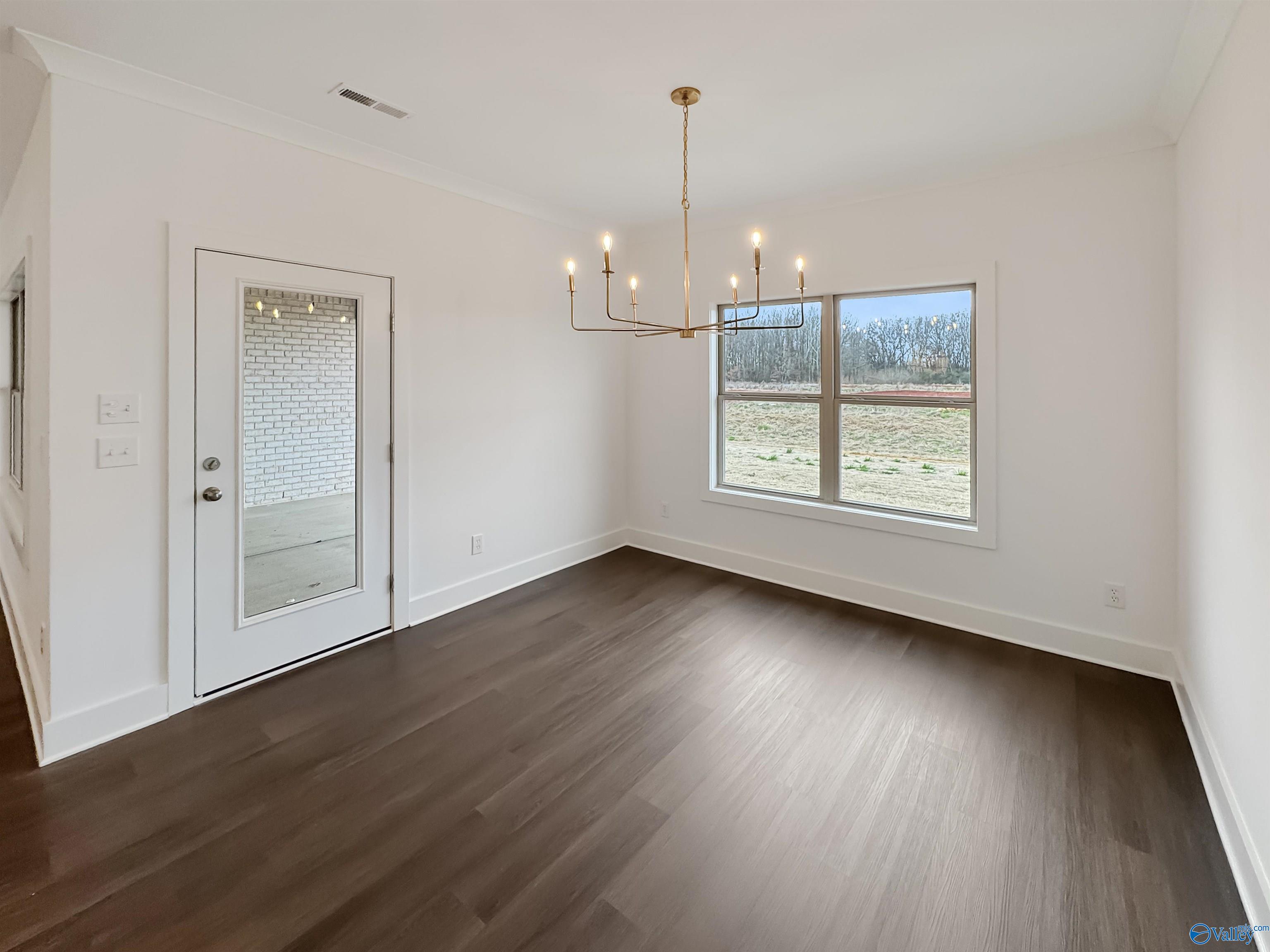 17205 Blue Briar Circle, Athens, Alabama image 12