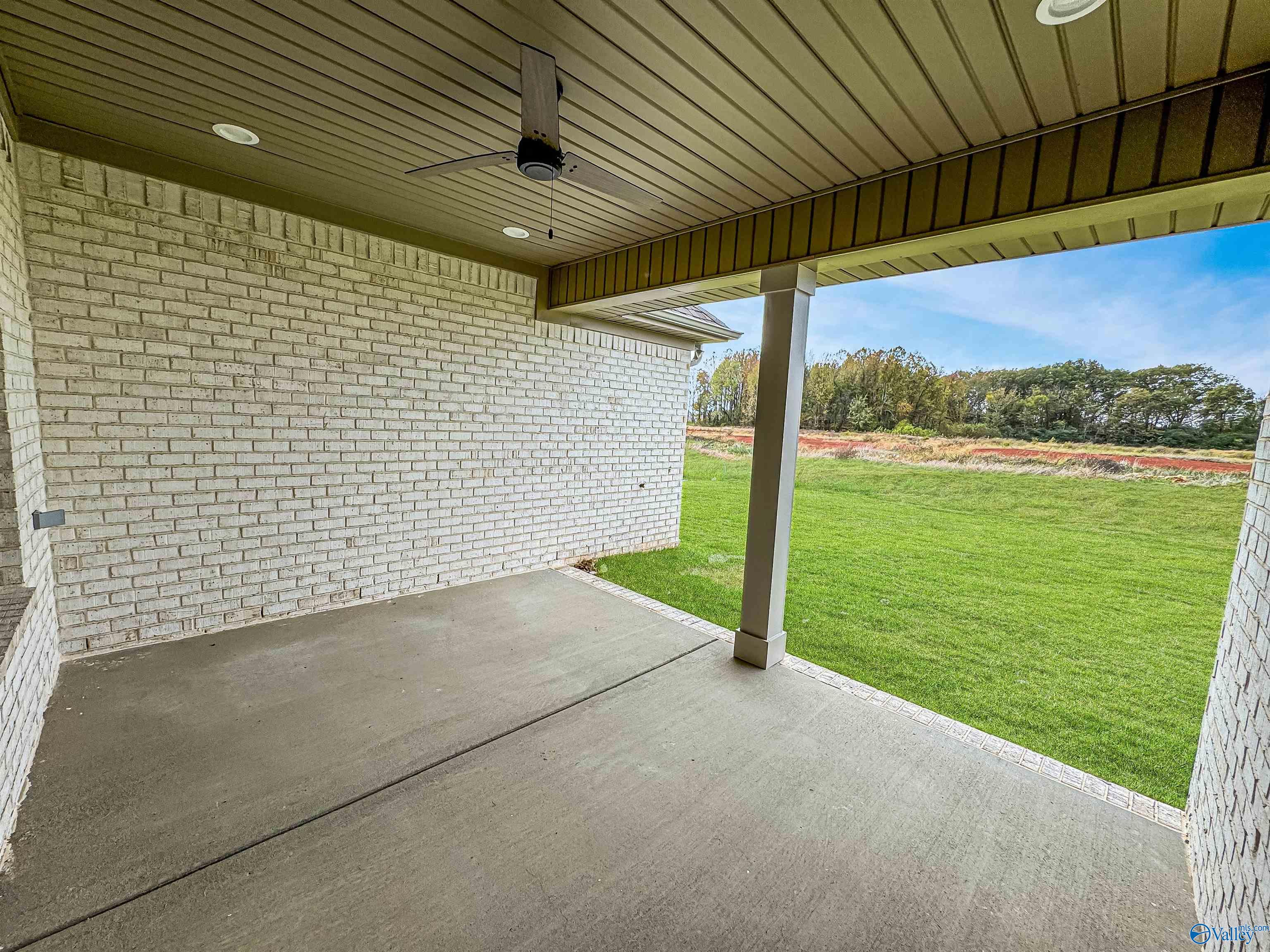 17205 Blue Briar Circle, Athens, Alabama image 39