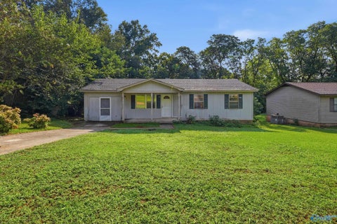 Homes For Sale - 5022 Kyle Lane<br/> Madison County, Huntsville, AL 35810