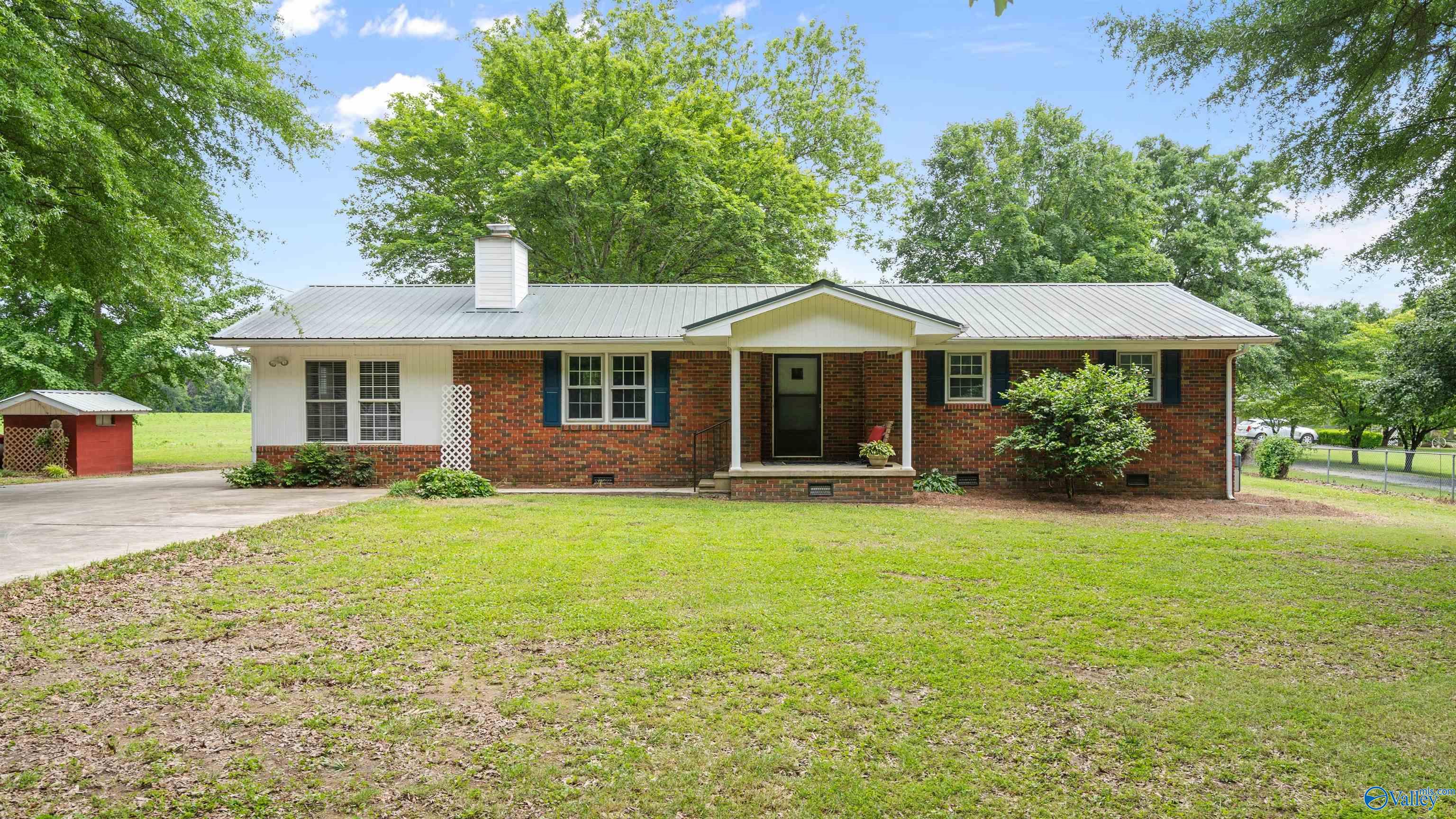 25556 Beatline Road, Athens, Alabama image 1