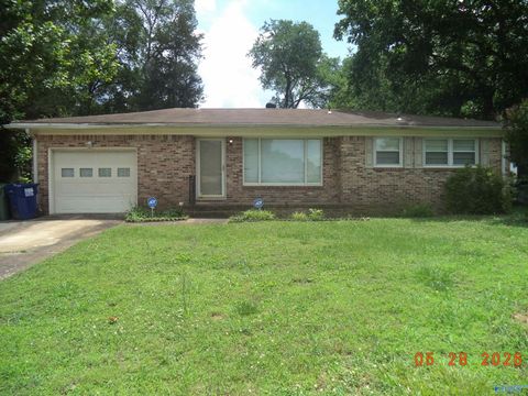 Homes For Sale - 4017 Telstar Circle<br/> Huntsville, AL 35805