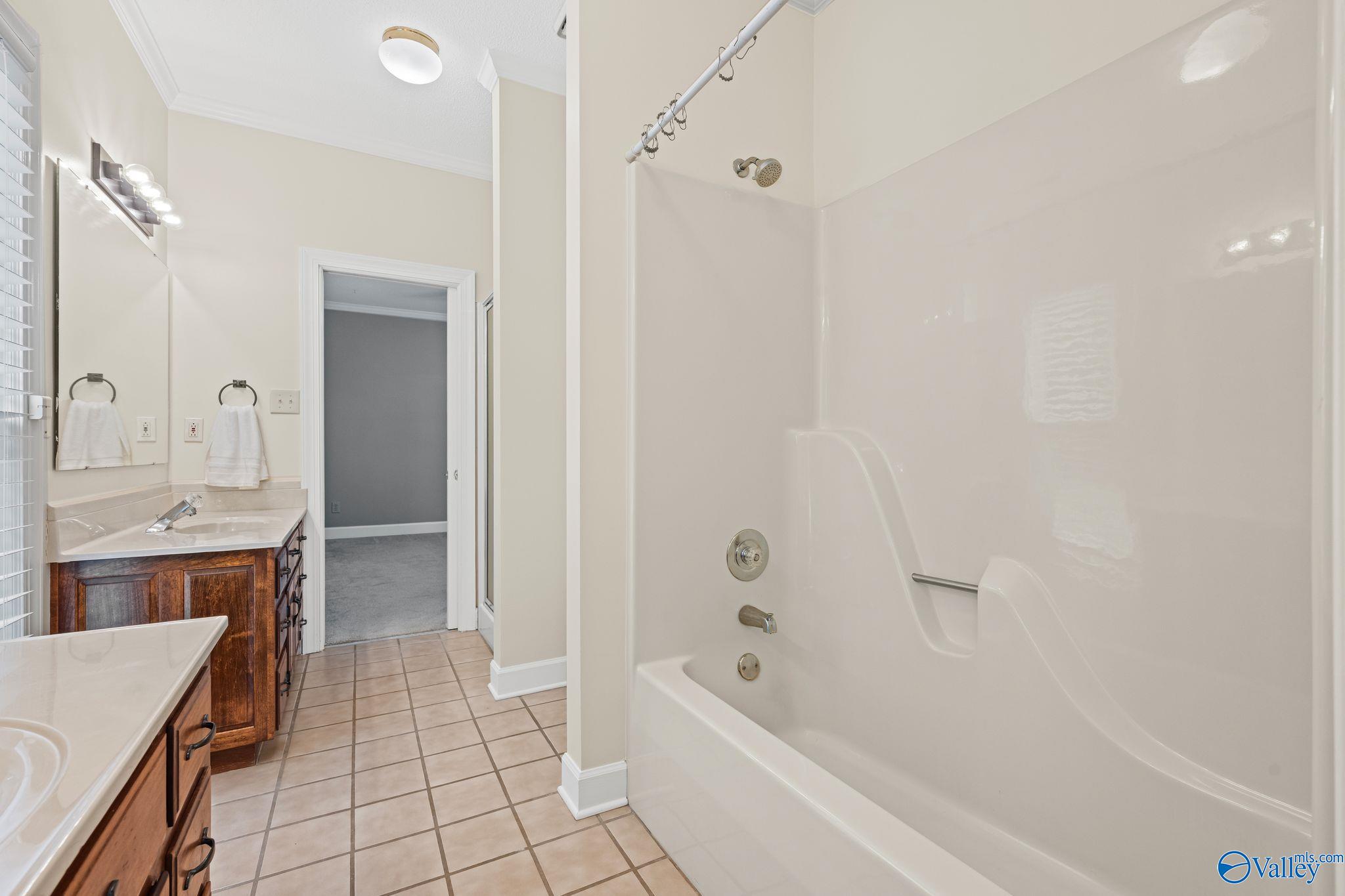 3414 Stillwood Drive, Decatur, Alabama image 31