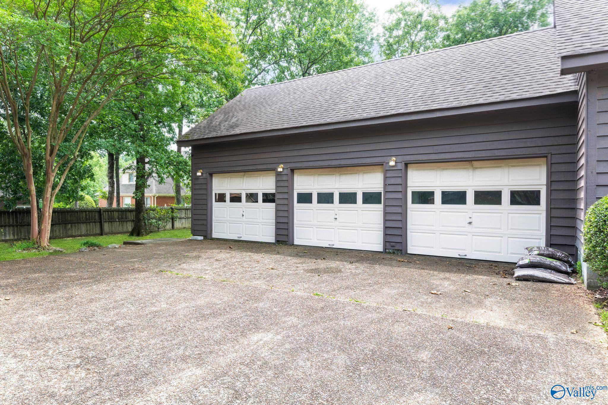 3414 Stillwood Drive, Decatur, Alabama image 38
