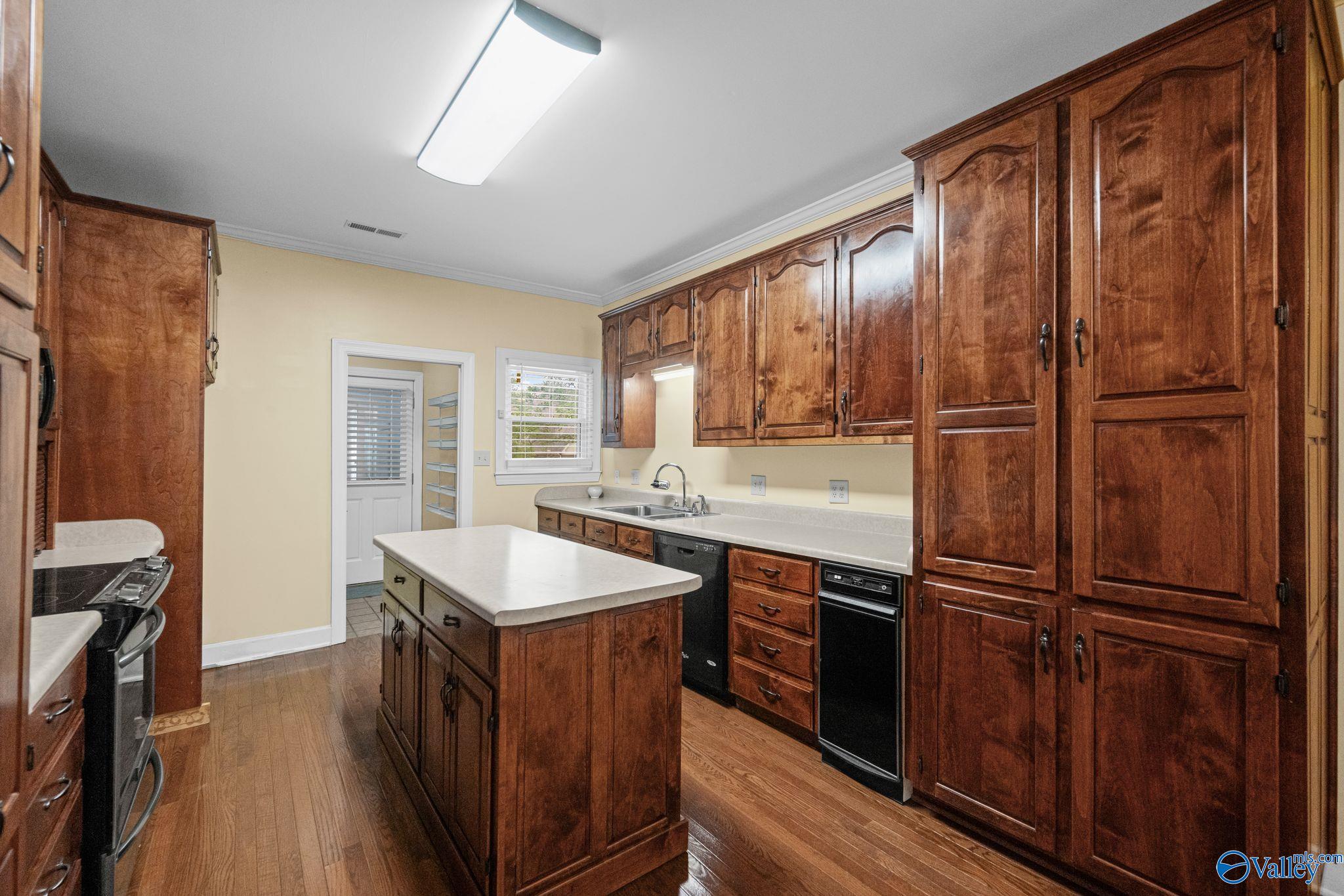 3414 Stillwood Drive, Decatur, Alabama image 15
