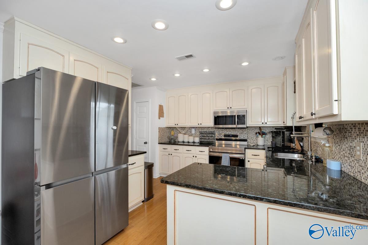 253 Postwood Court