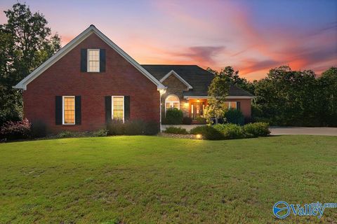 70 County Road 396 Centre AL 35960