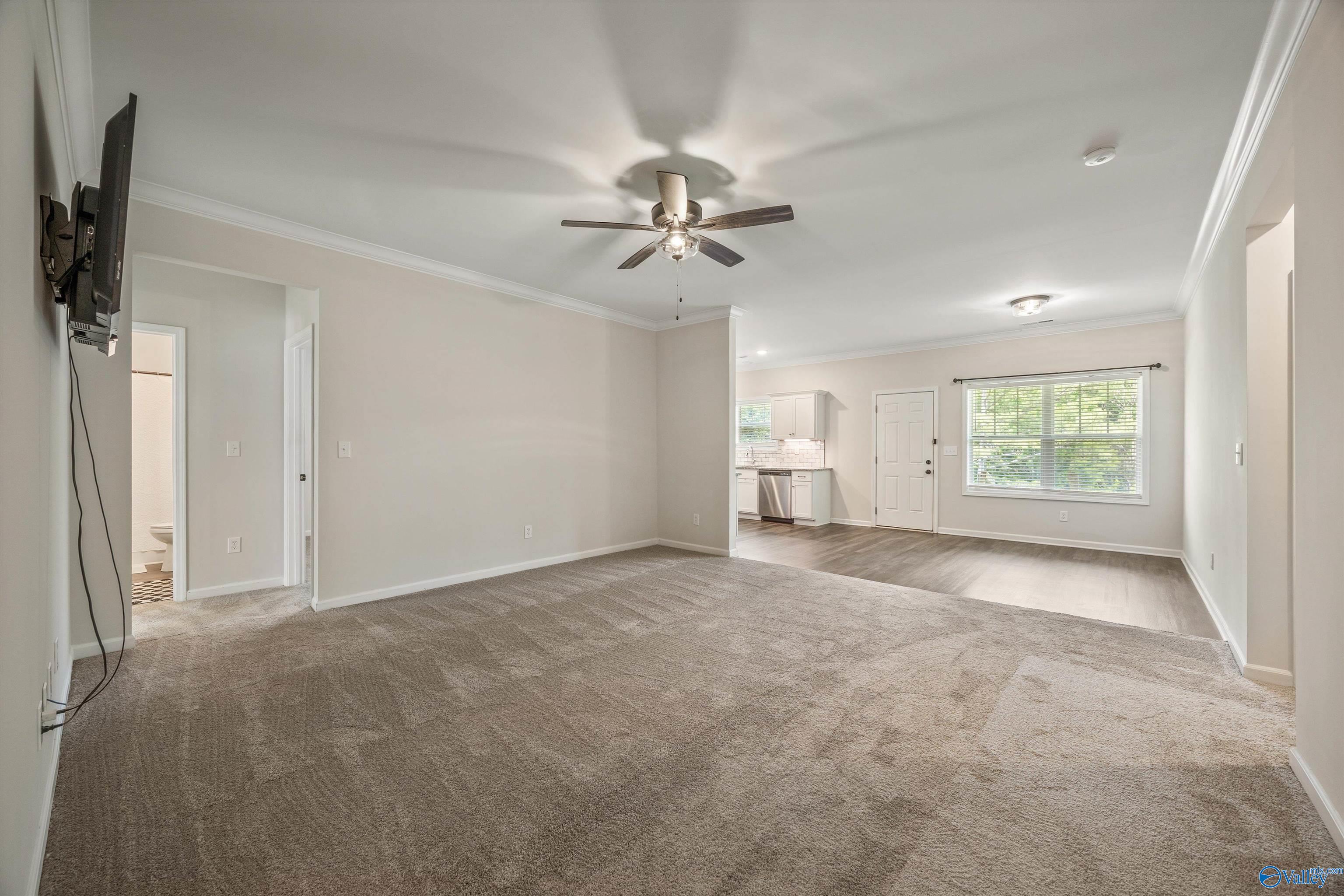12890 Quartz Circle