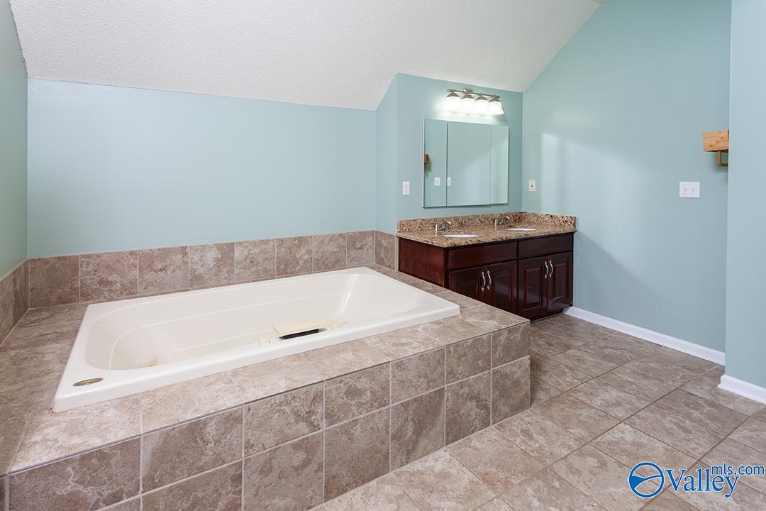 104 Pebblecreek Drive, Harvest, Alabama image 24