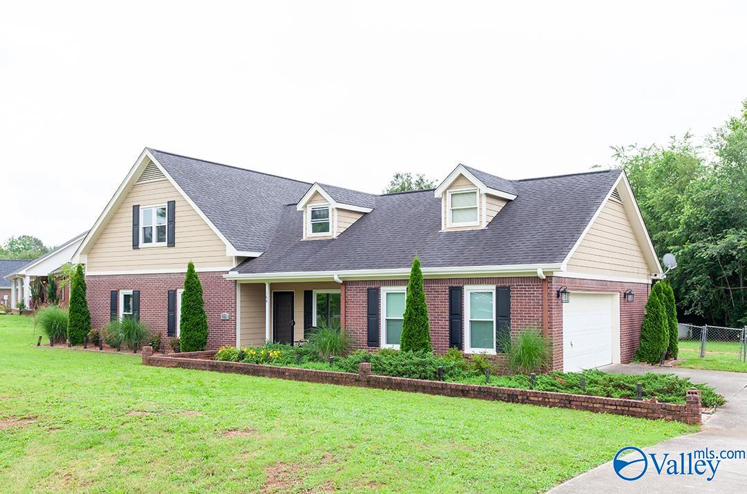 104 Pebblecreek Drive, Harvest, Alabama image 3
