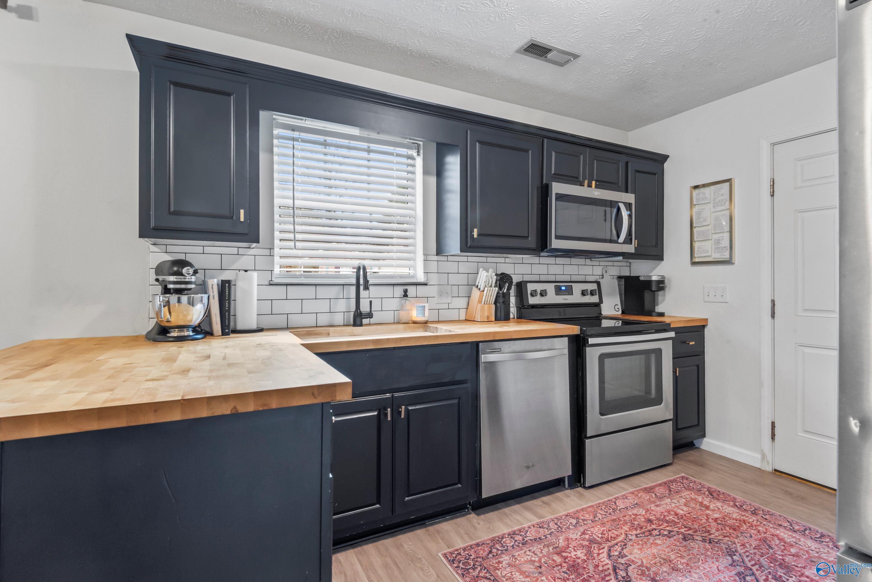 2077 Adelsheim Circle, Cullman, Alabama image 6