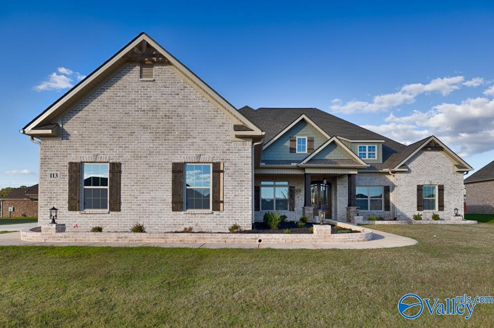 367 Kendallwood Drive, Meridianville, Alabama image 1
