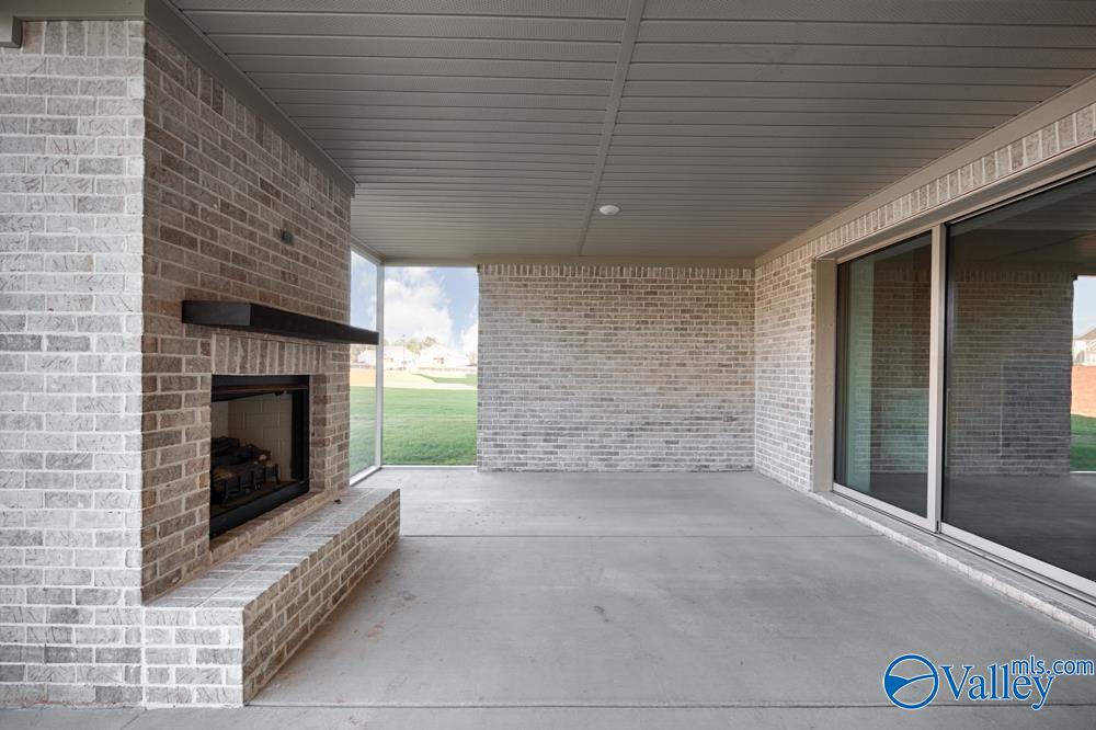 367 Kendallwood Drive, Meridianville, Alabama image 7