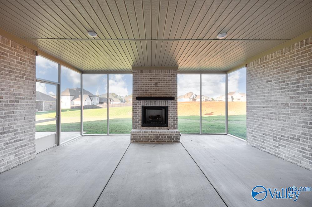 367 Kendallwood Drive, Meridianville, Alabama image 6