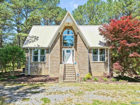 Homes For Sale - 1281 Higginbotham Road<br/> Collinsville, AL 35961