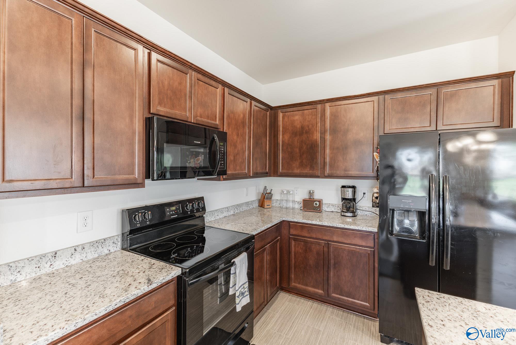 27045 Rabbit Run, Athens, Alabama image 18