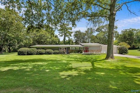 Homes For Sale - 507 Glencoe Road<br/> Huntsville, AL 35802