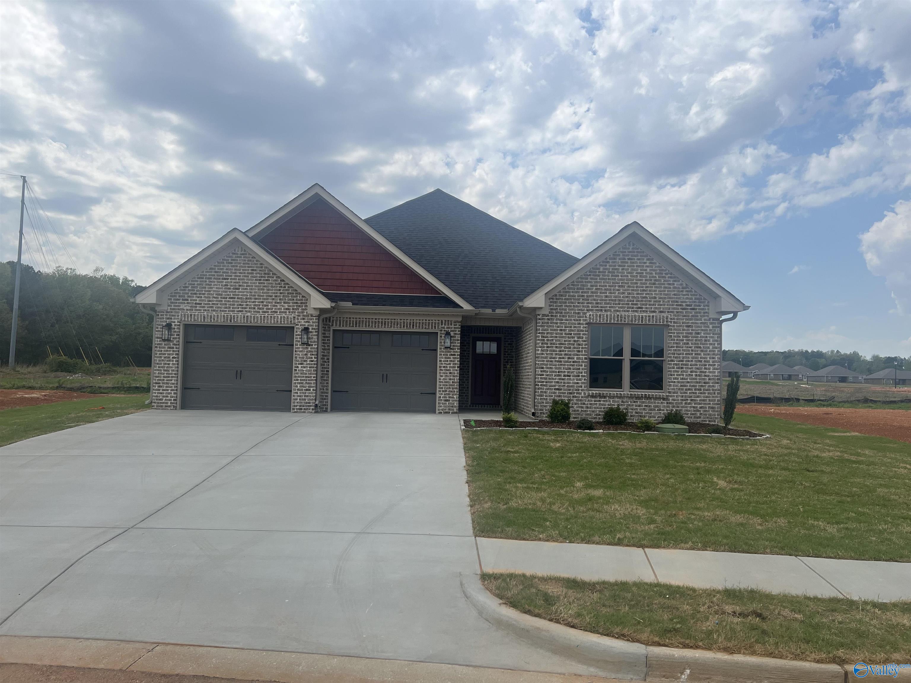 143 Old Forest Road, Meridianville, Alabama image 1