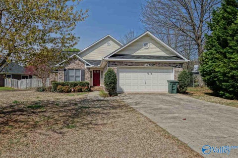 Homes For Rent - 102 Mcdermotts Way<br/> Madison, AL 35758