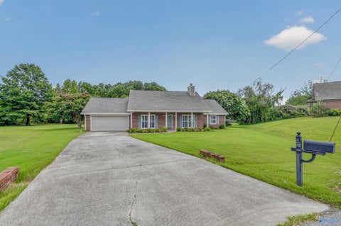 Homes For Sale - 159 Word Lane<br/> Harvest, AL 35749