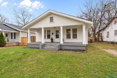 Photo of 712 Cross Street NW, Huntsville, AL 35801 (MLS # 21905267)
