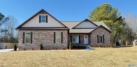 Homes For Sale - 270 Kayla Circle<br/> Boaz, AL 35957