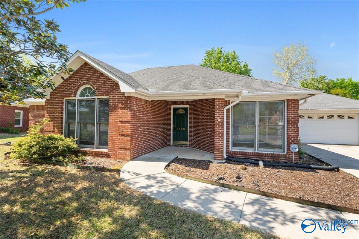 2339 Villaret Drive, Huntsville, Alabama image 2