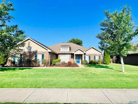 Homes For Rent - 630 Summer Cove Circle<br/> Madison, AL 35757