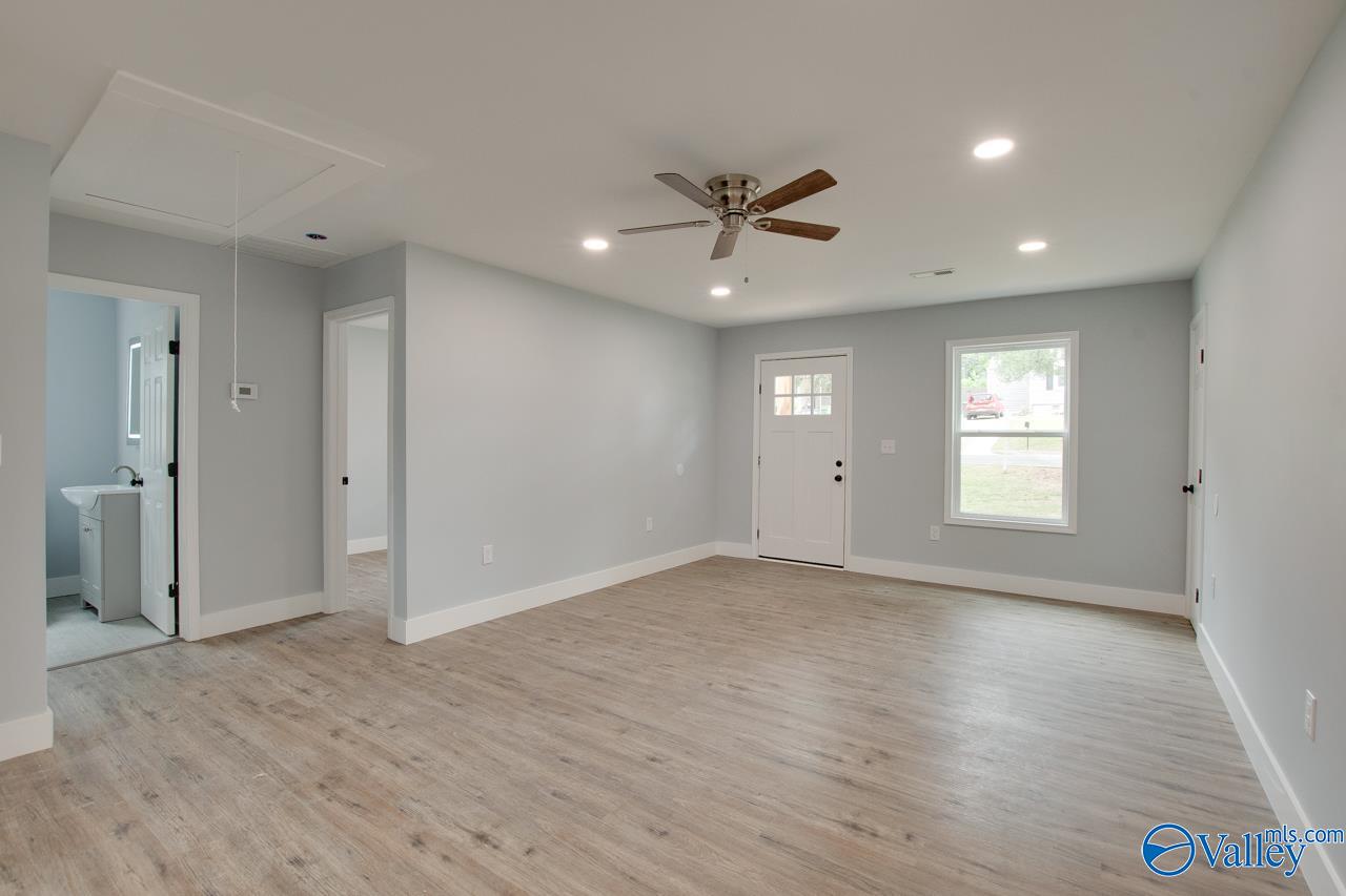 3913 Pine Avenue, Huntsville, Alabama image 13
