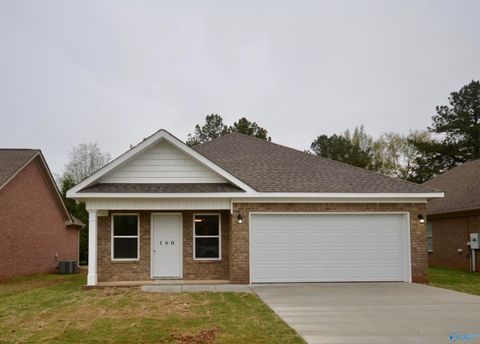 Homes For Rent - 160 Swansea Lane<br/> Moulton, AL 35650