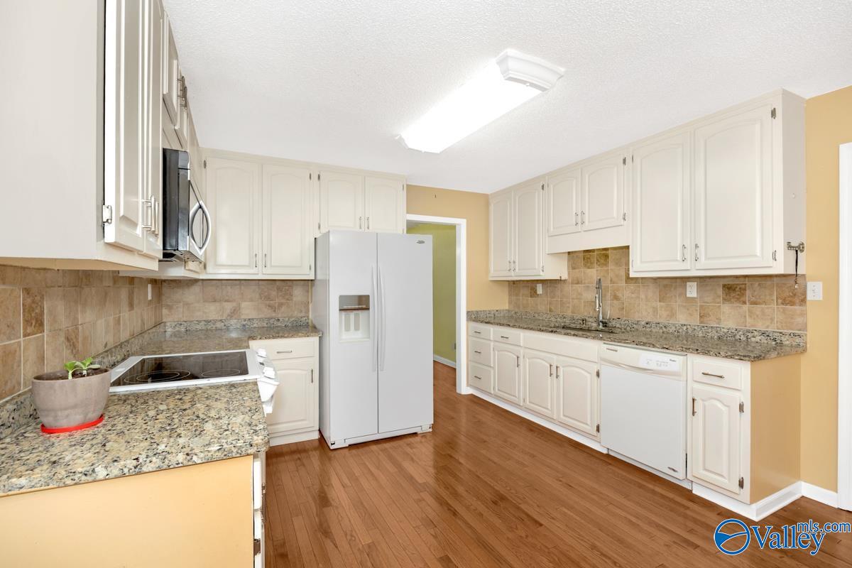 124 Singletree Drive, Hazel Green, Alabama image 11