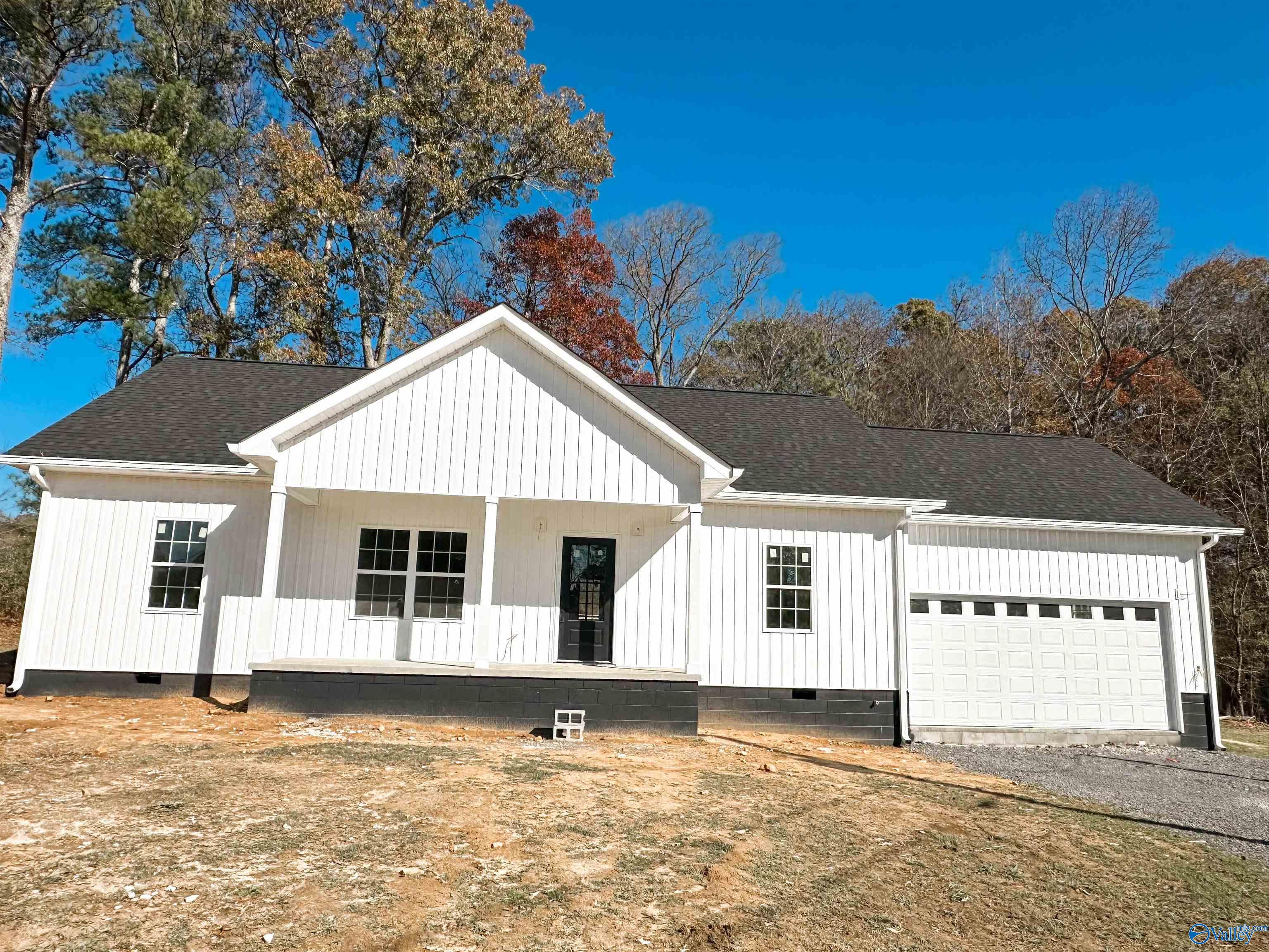 221 Justin Lane, Union Grove, Alabama image 1