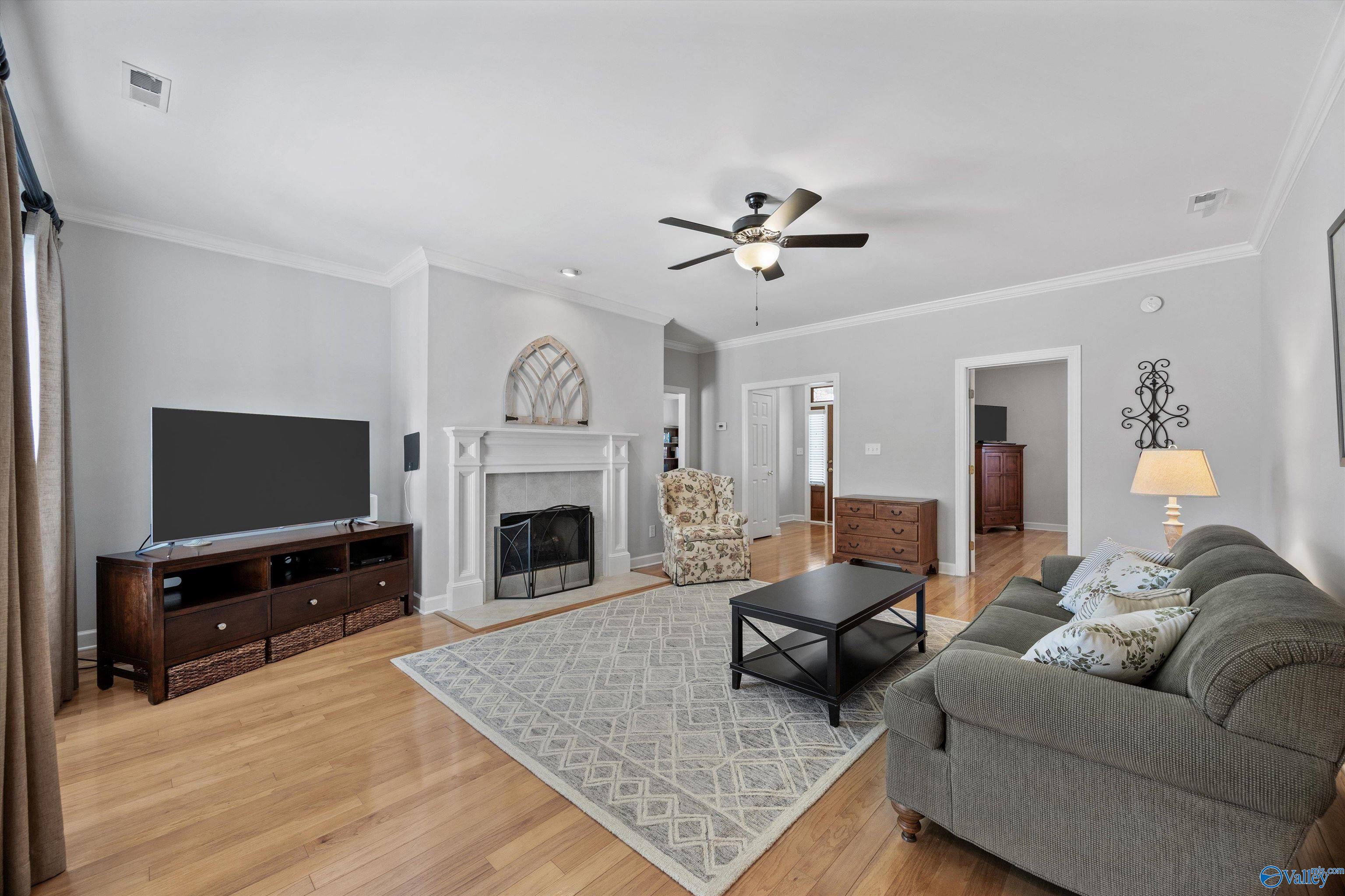 3105 Waterman Drive, Owens Cross Roads, Alabama image 4