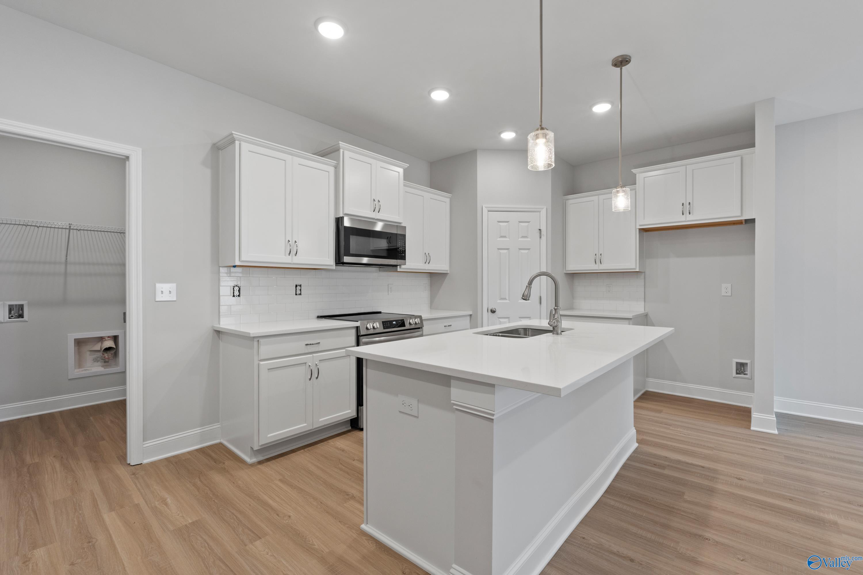 423 Lando Cain Road, Hartselle, Alabama image 10