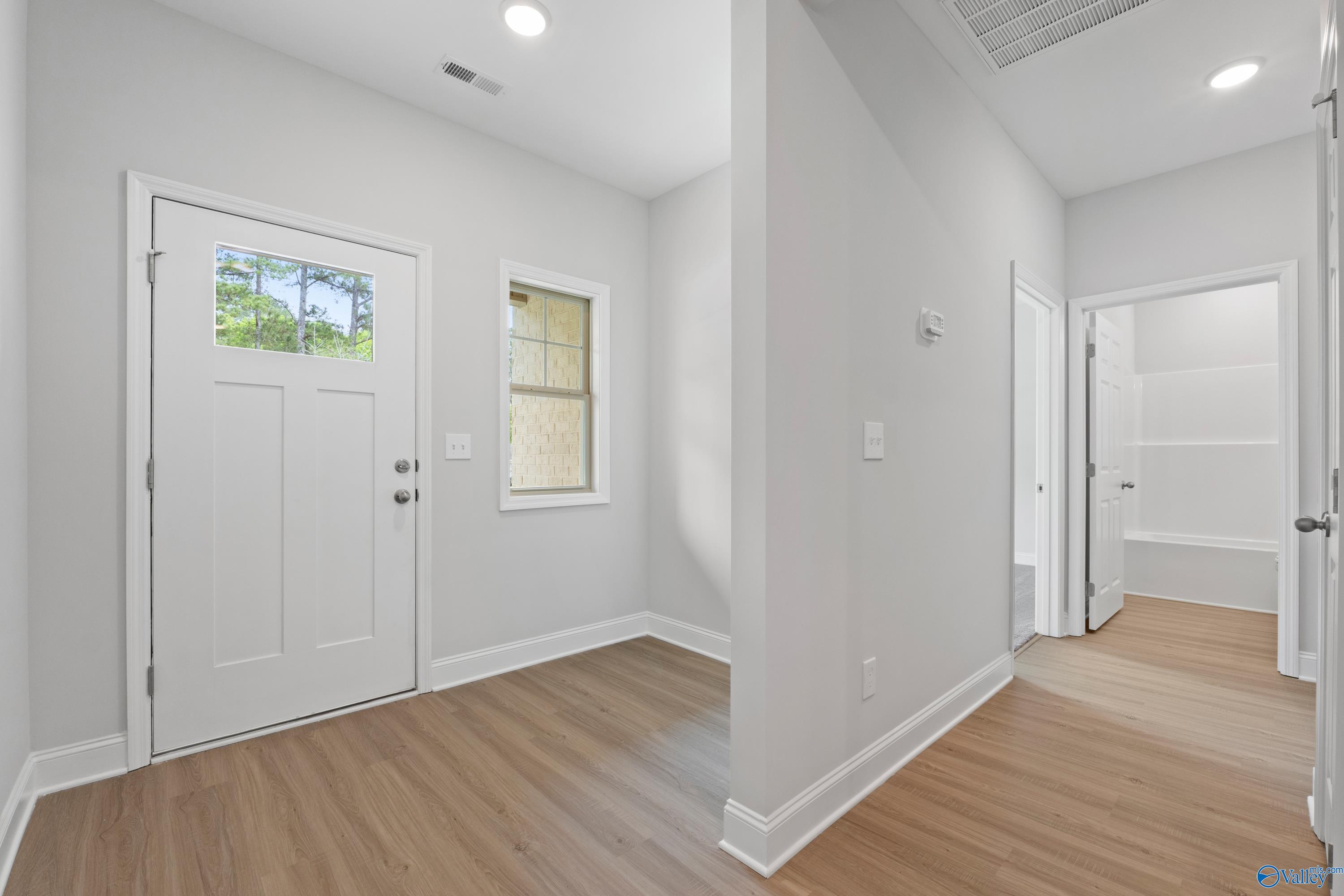 423 Lando Cain Road, Hartselle, Alabama image 3