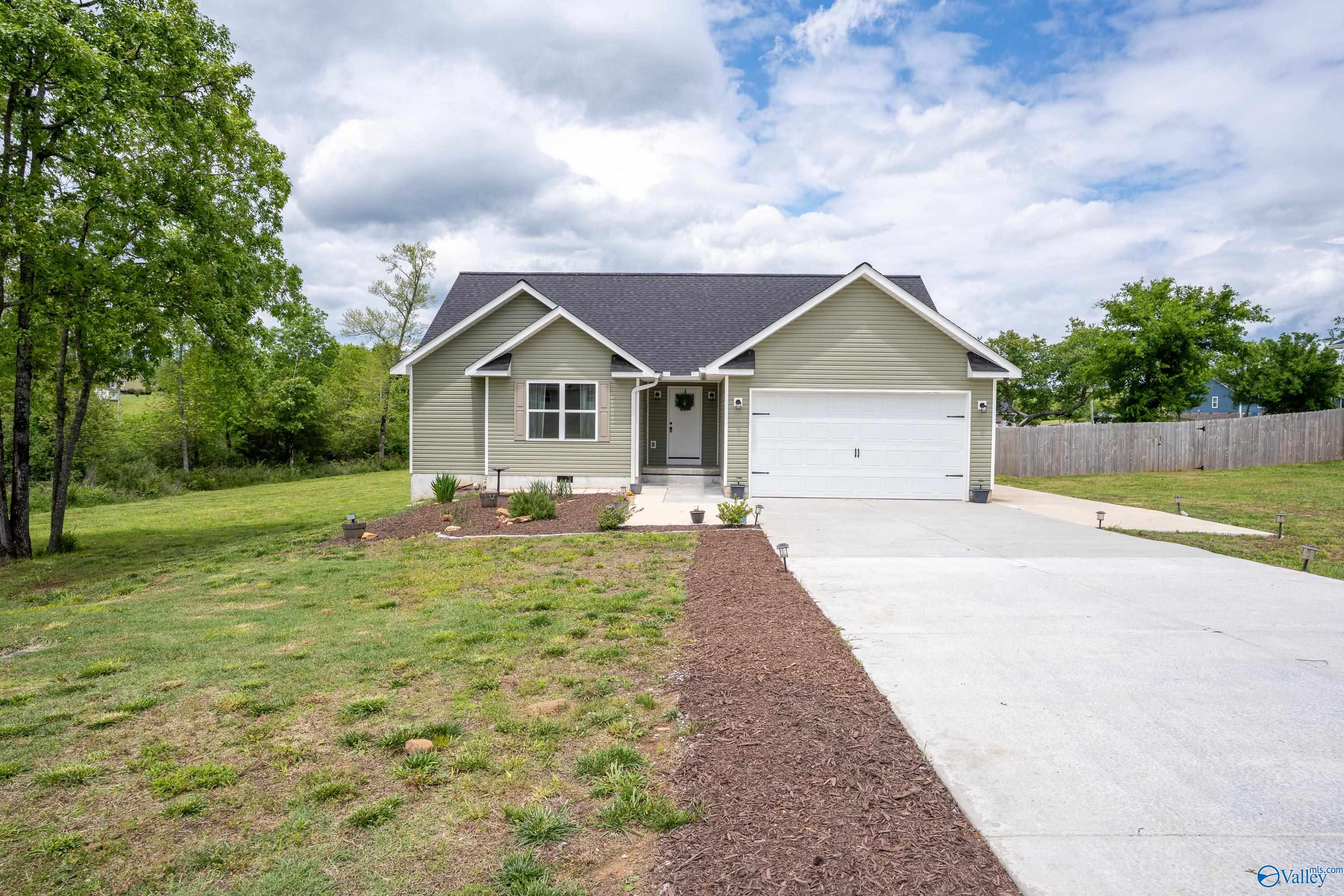 95 Dogwood Lane, Rainsville, Alabama image 2