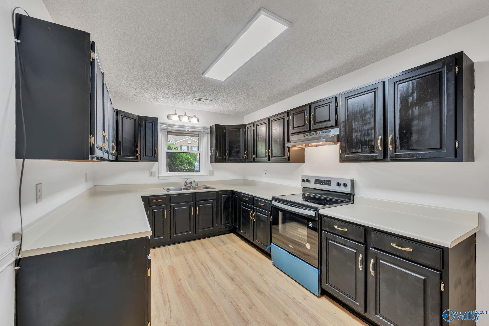 1827 Brownstone Avenue, Decatur, Alabama image 11