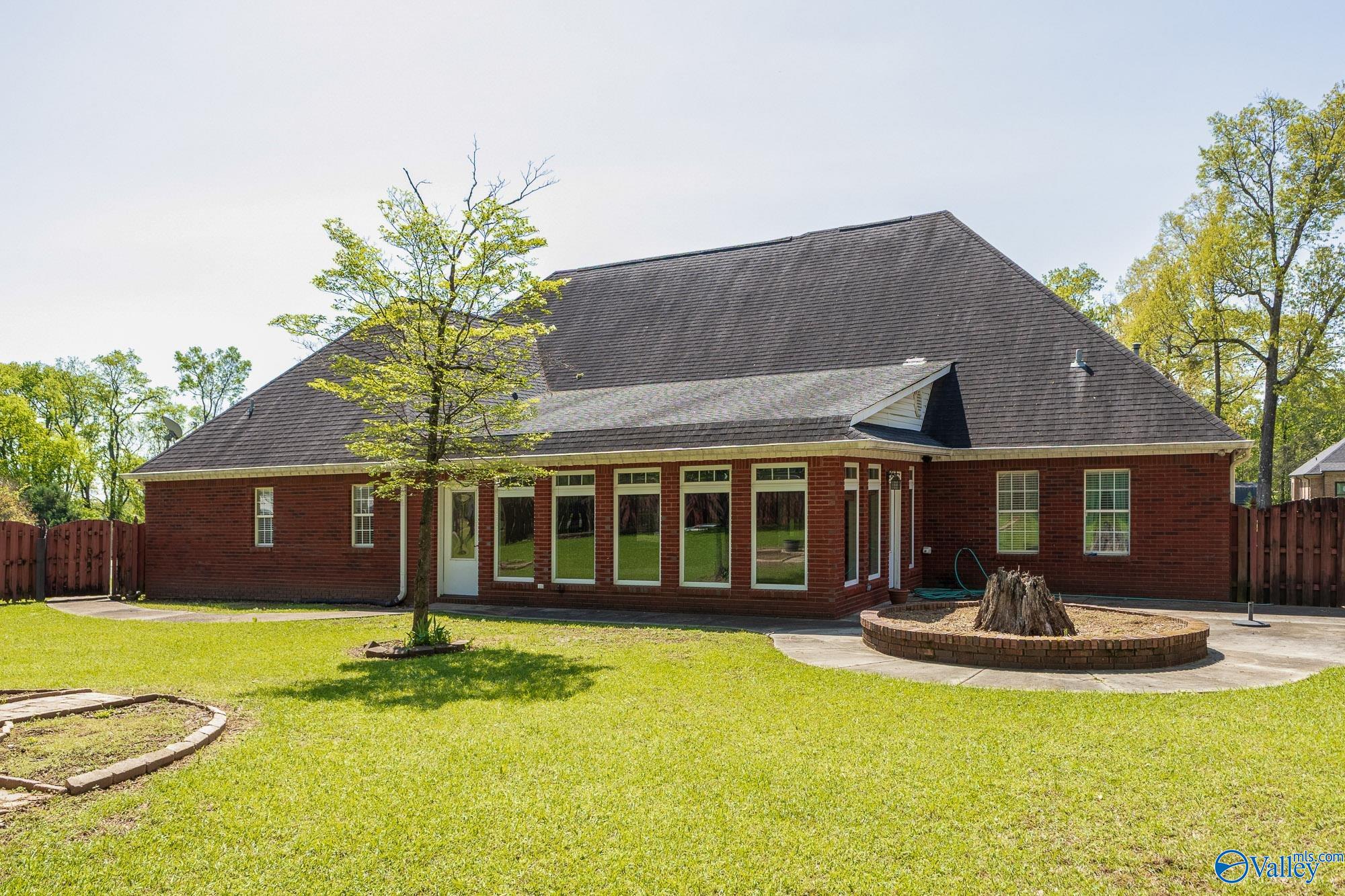 367 Forest Home Drive, Trinity, Alabama image 7