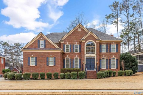 Homes For Sale - 2746 Tammerack Lane<br/> Owens Cross Roads, AL 35763