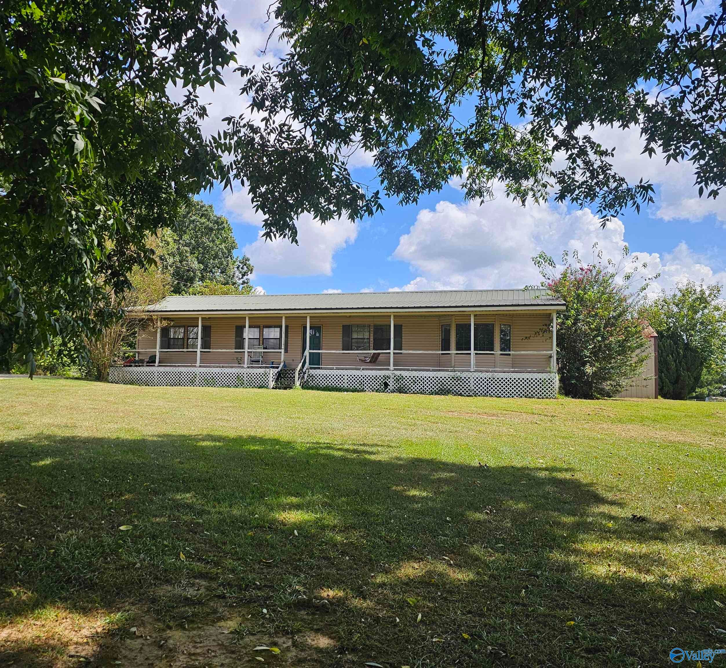 528 Hwy 69 N