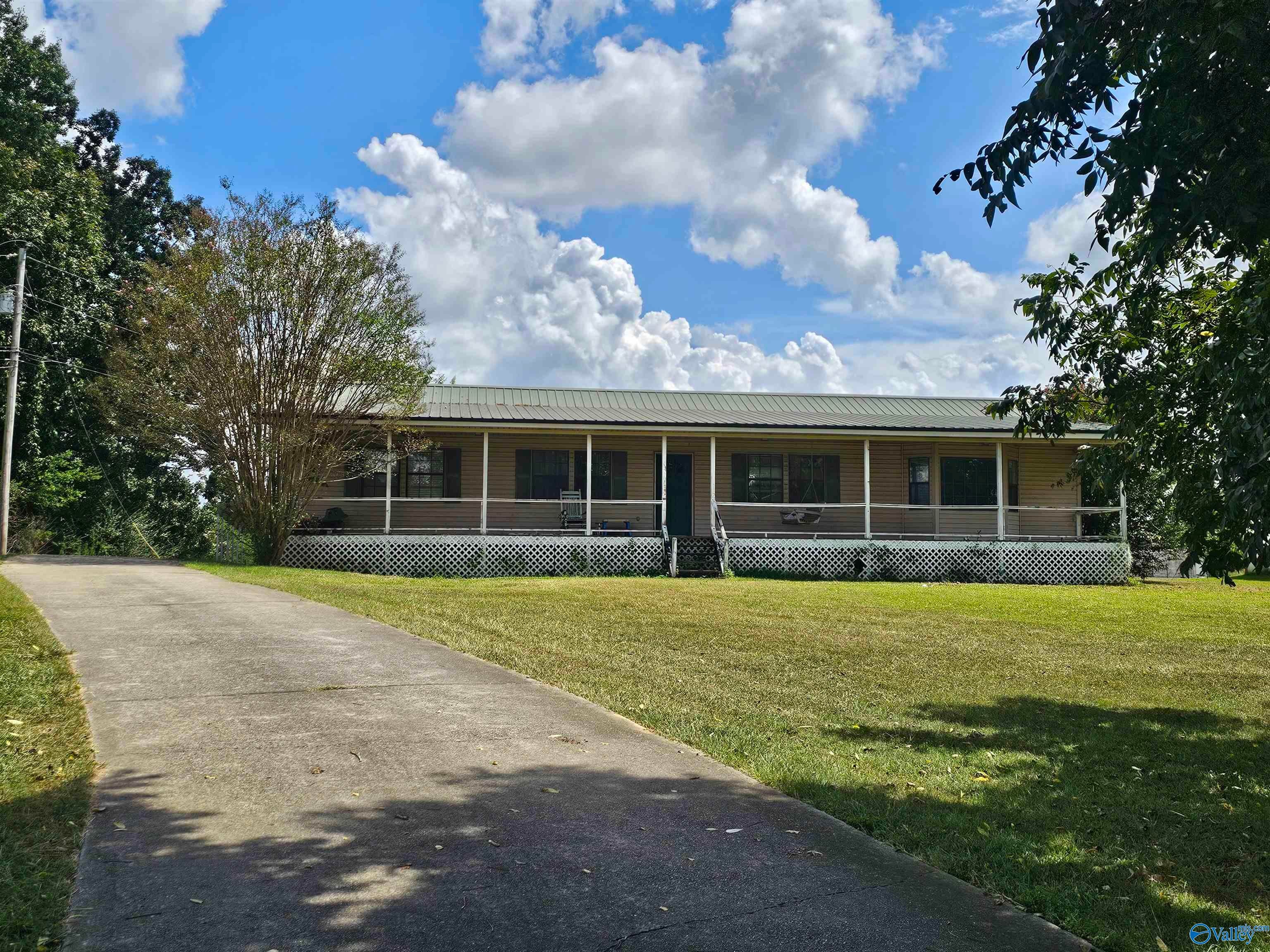 528 Hwy 69 N