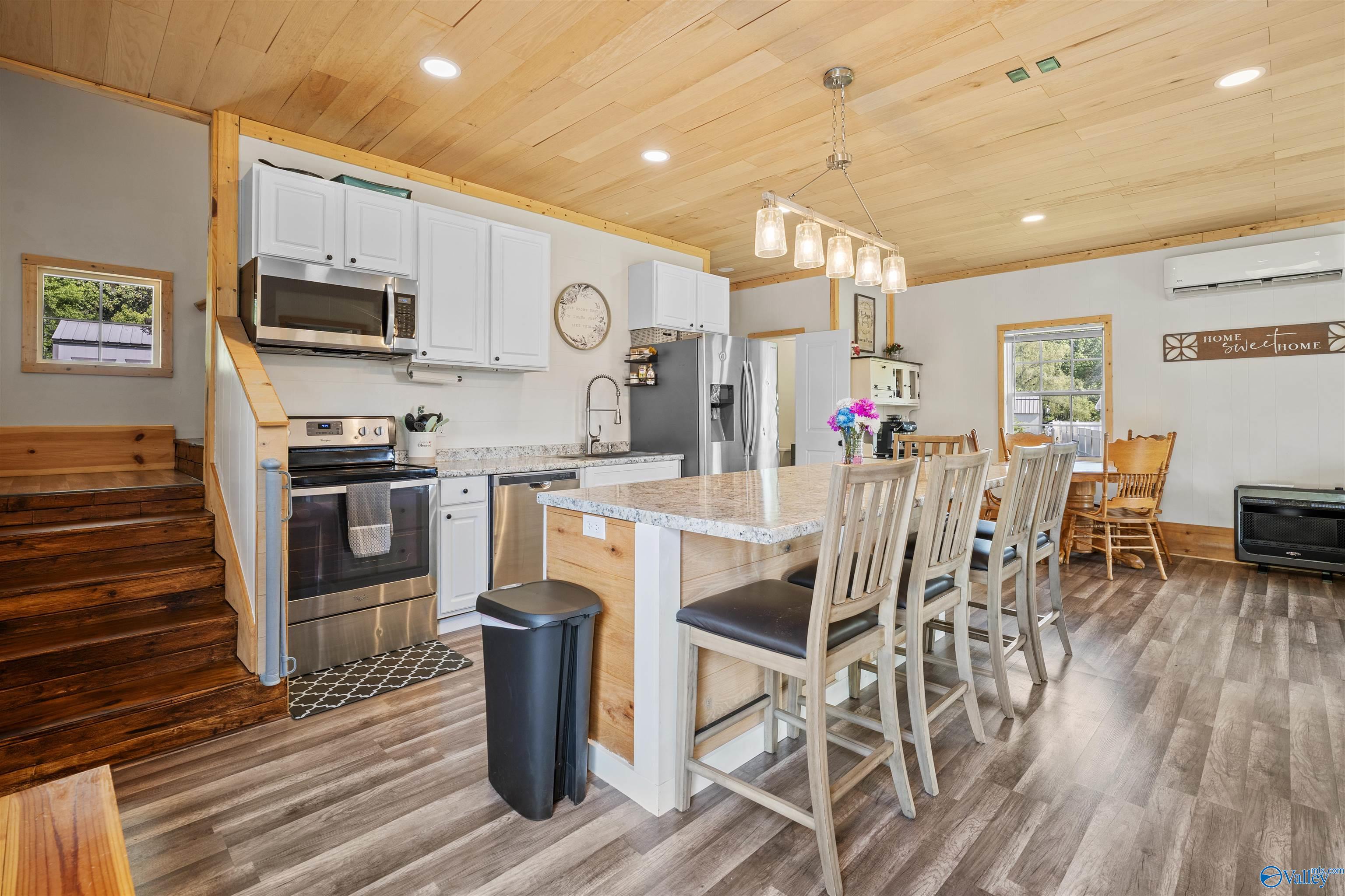 331 Ayers Circle, Grant, Alabama image 3