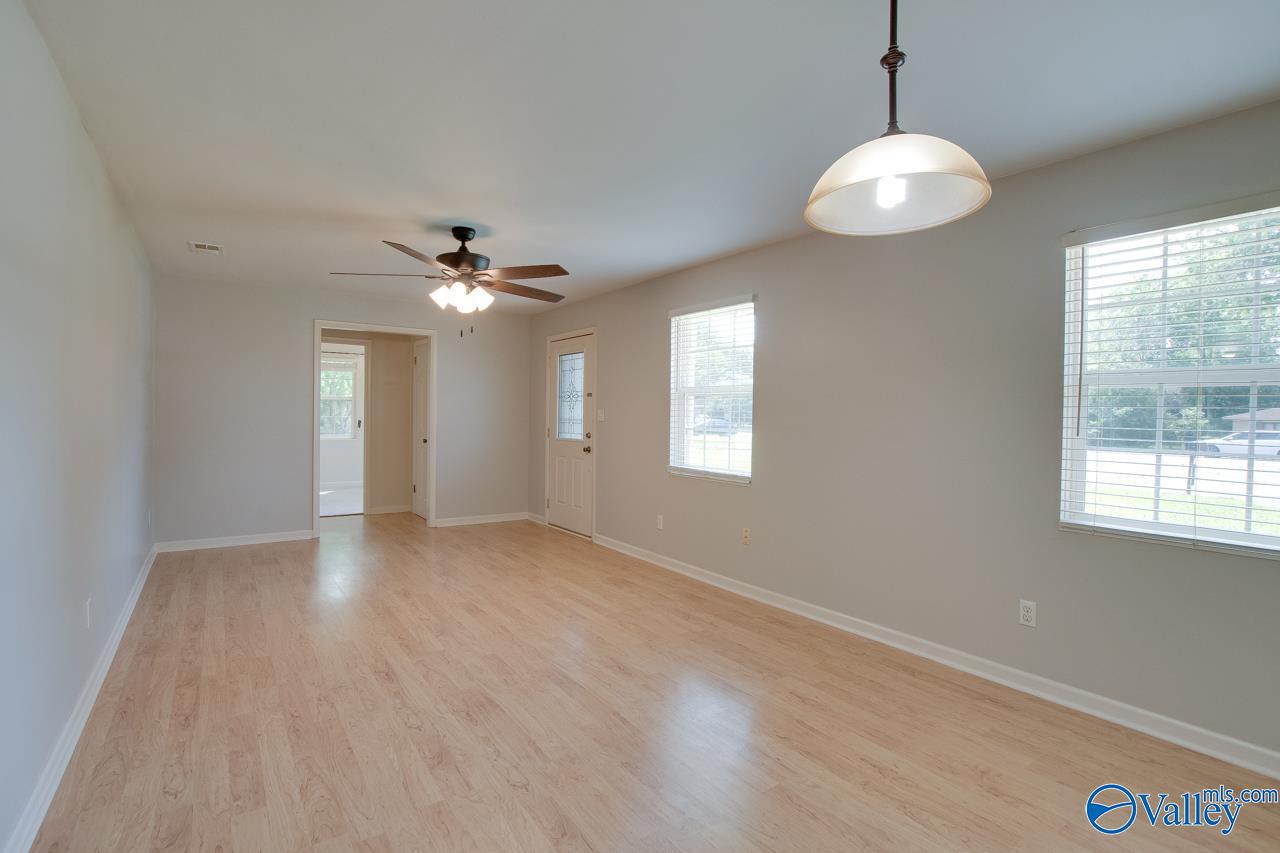 2404 Yorkshire Circle, Huntsville, Alabama image 11