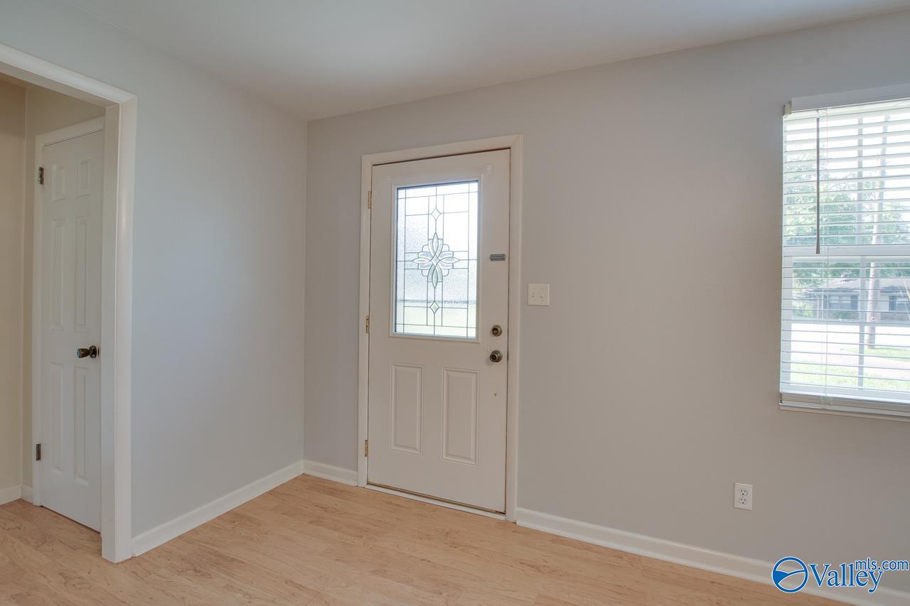 2404 Yorkshire Circle, Huntsville, Alabama image 6