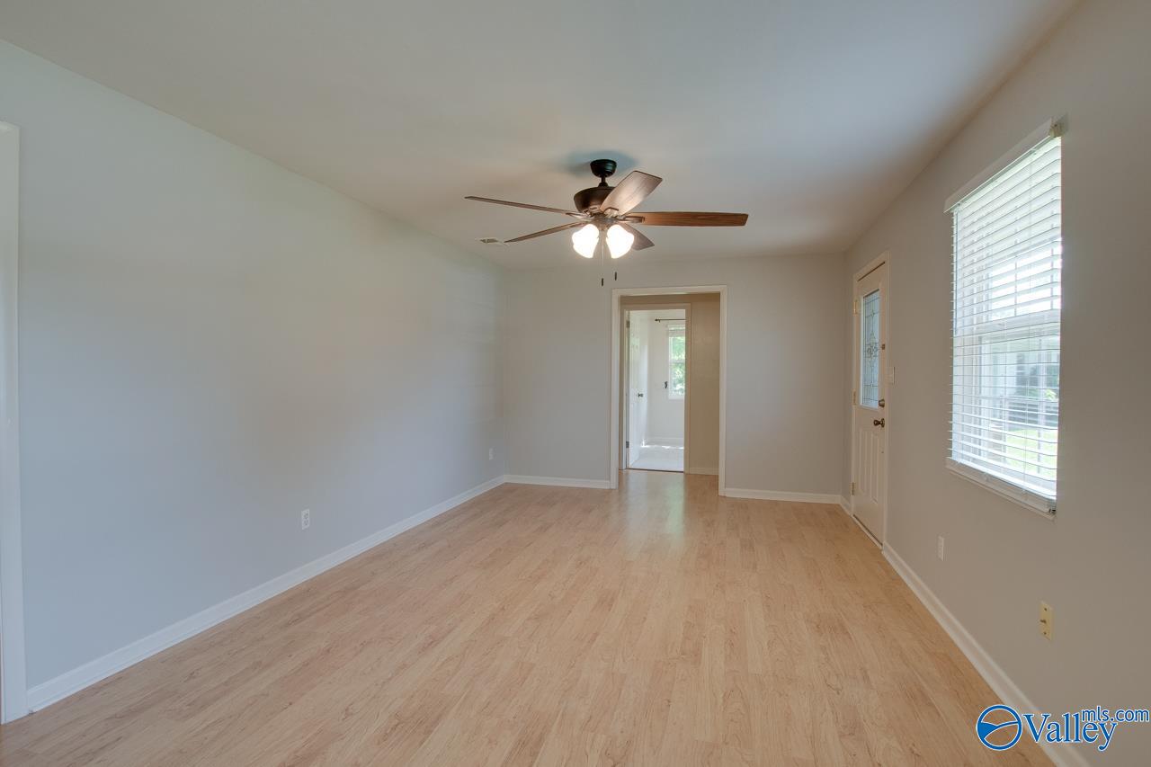 2404 Yorkshire Circle, Huntsville, Alabama image 7