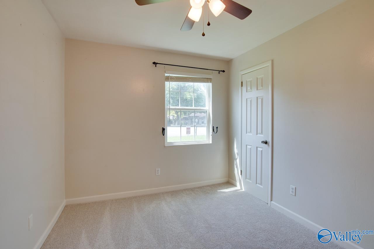 2404 Yorkshire Circle, Huntsville, Alabama image 25